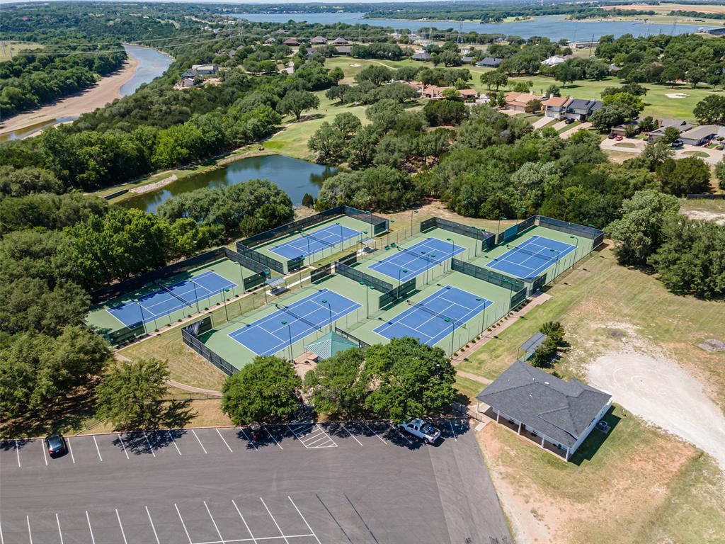 7006 Westover Drive, Granbury, TX 76049