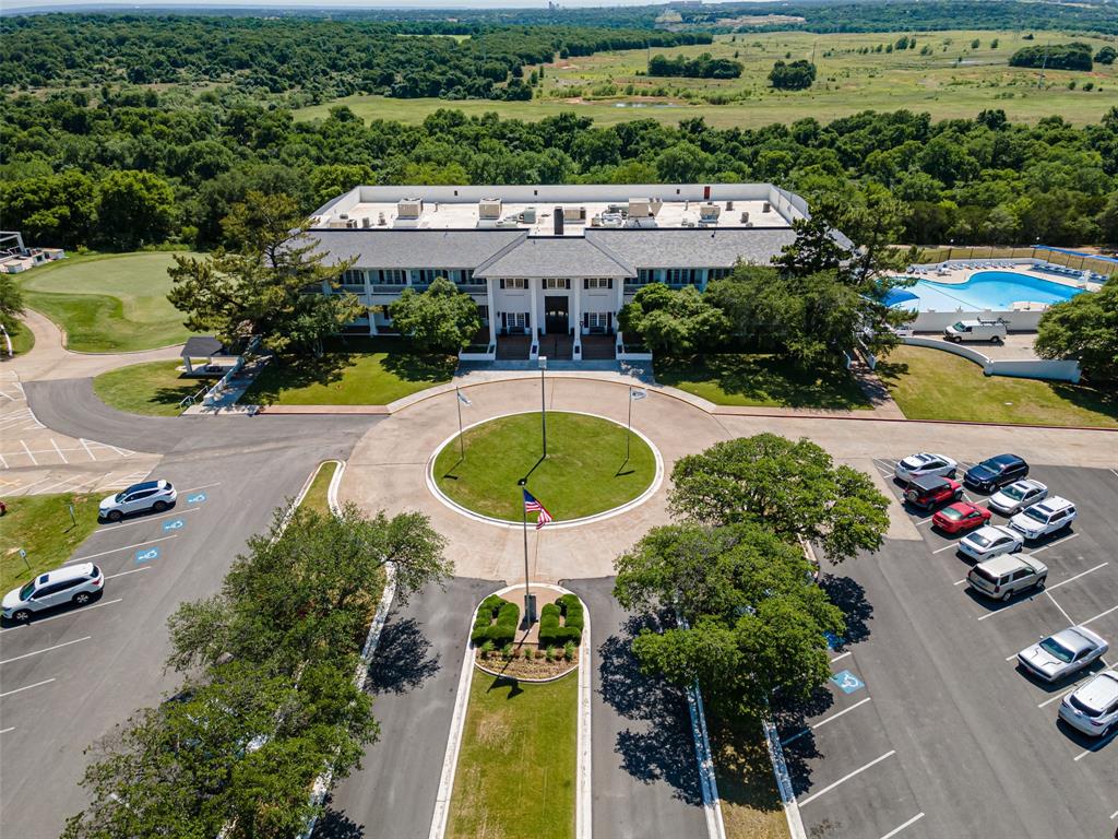 7006 Westover Drive, Granbury, TX 76049