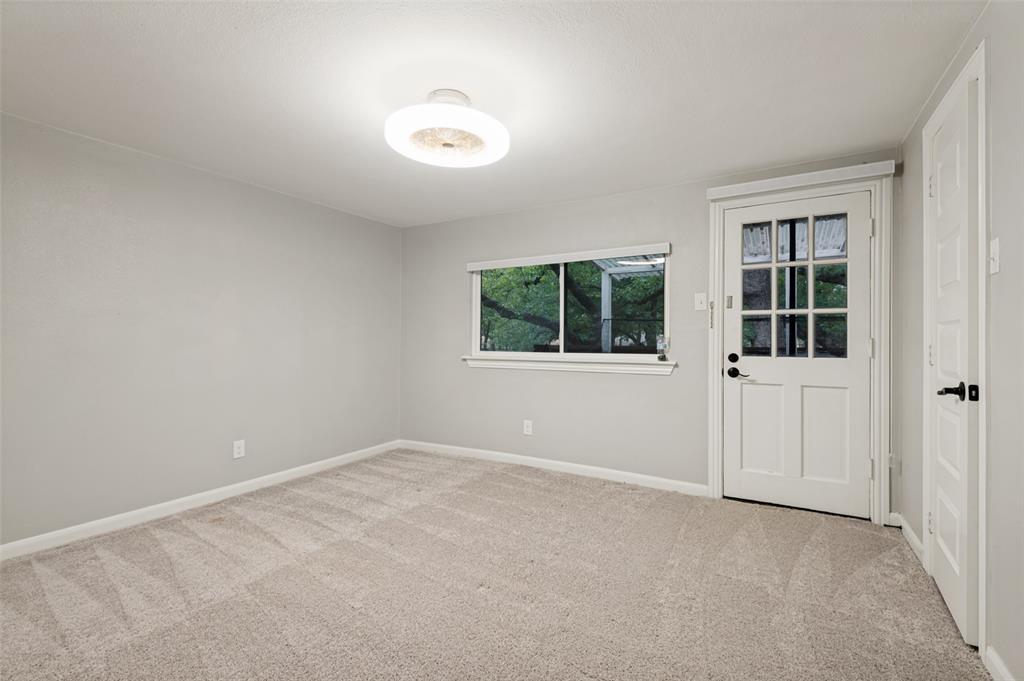 1801 Green Oaks Drive, Irving, TX 75061