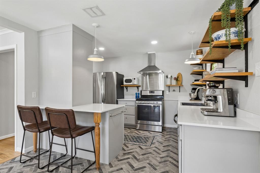 9507 Ash Creek Drive, Dallas, TX 75228
