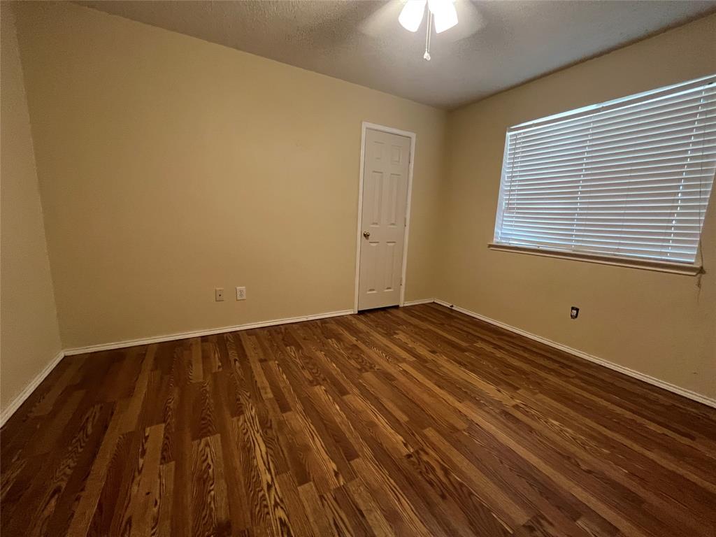 829 Shoreline Drive, West Tawakoni, TX 75474
