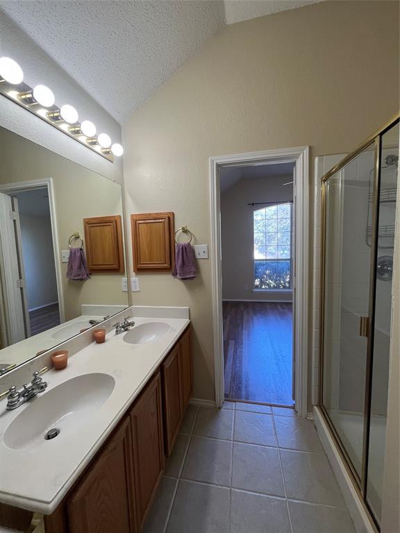 829 Shoreline Drive, West Tawakoni, TX 75474