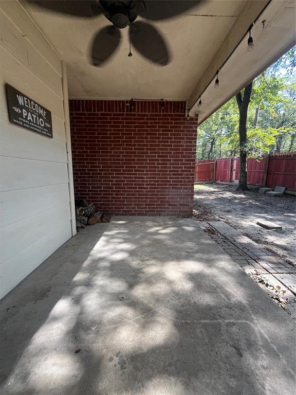 829 Shoreline Drive, West Tawakoni, TX 75474
