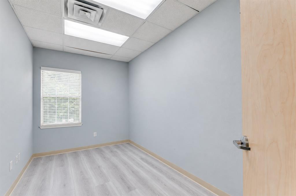 601 Westpark Way, #100, Euless, TX 76040