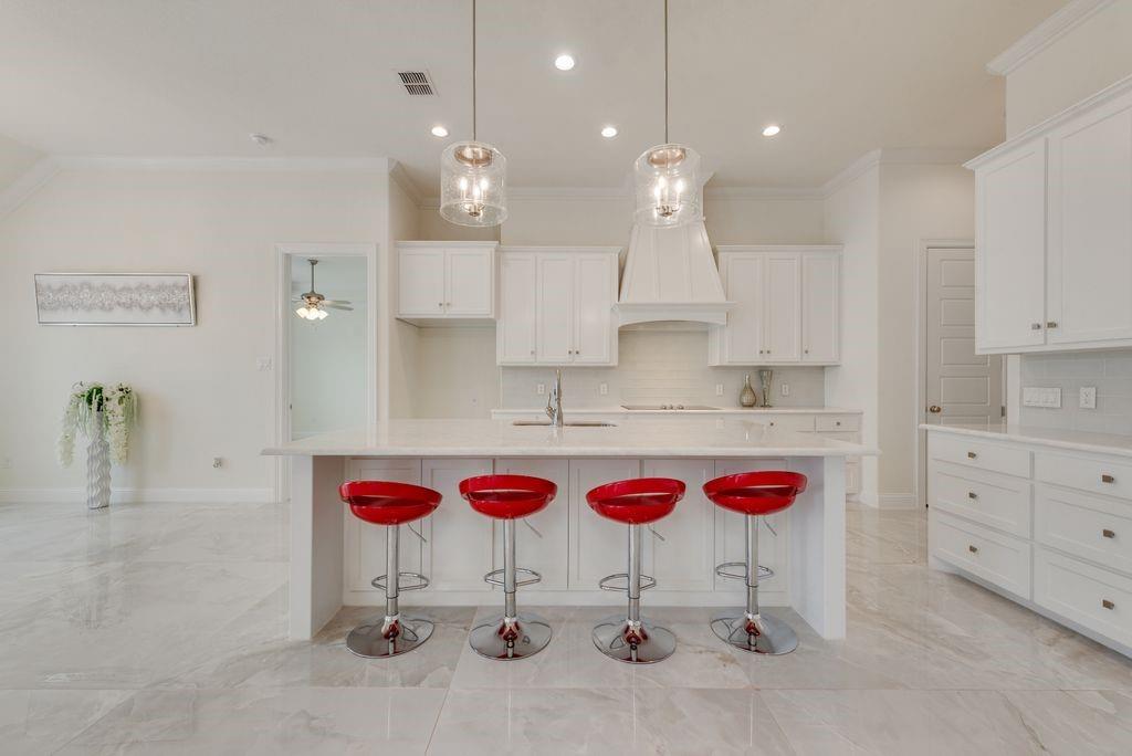 1424 Silent Springs Drive, Fort Worth, TX 76052
