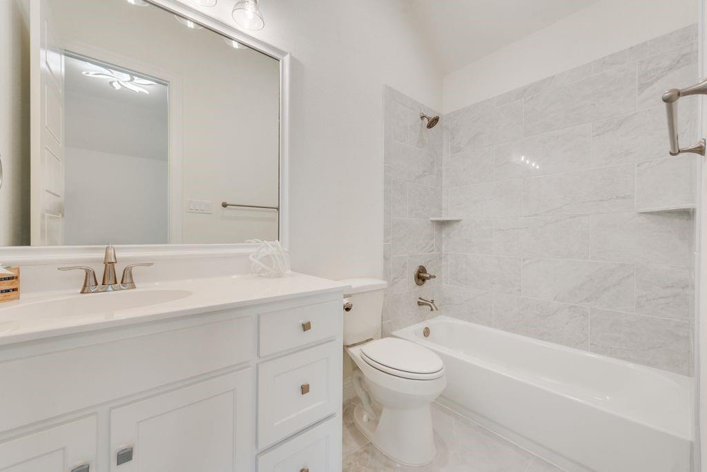 1424 Silent Springs Drive, Fort Worth, TX 76052