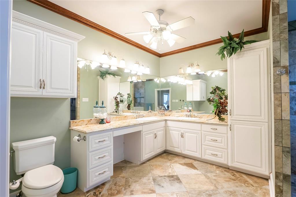 206 Poplar Street, Nocona, TX 76255