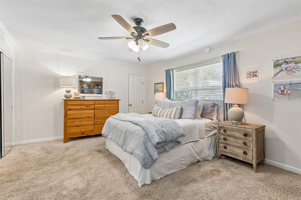 10622 MAPLERIDGE Drive, Dallas, TX 75238