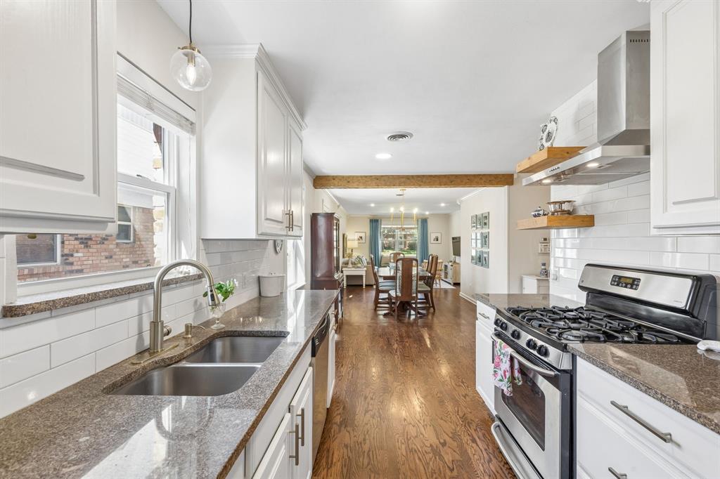10622 MAPLERIDGE Drive, Dallas, TX 75238