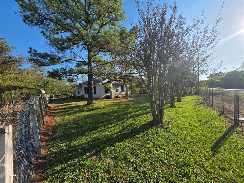713 W Fannin, Mexia, TX 76667