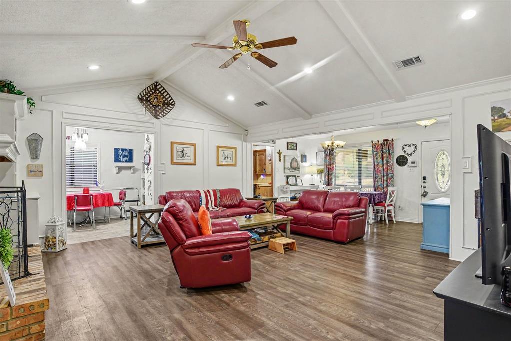 337 E Grubb Drive, Mesquite, TX 75149