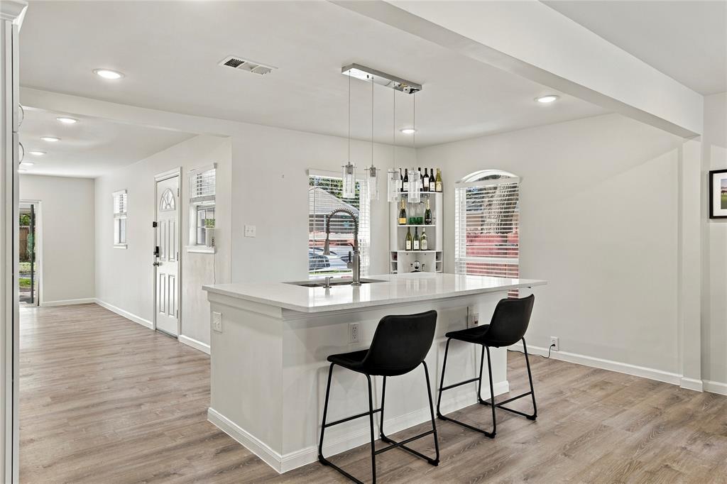 1239 S Waverly Drive, Dallas, TX 75208