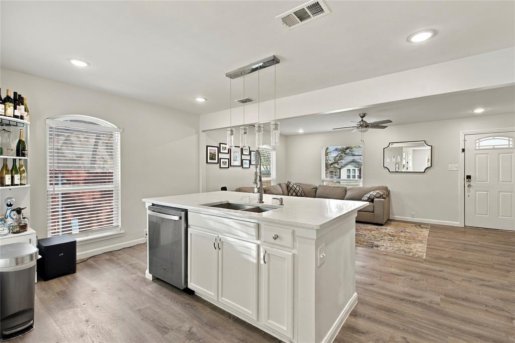 1239 S Waverly Drive, Dallas, TX 75208
