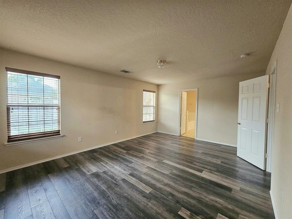 5349 Cameron Drive, Grand Prairie, TX 75052