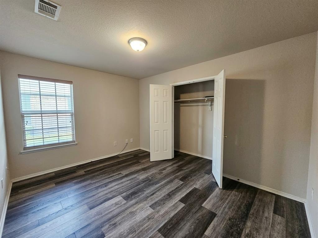 5349 Cameron Drive, Grand Prairie, TX 75052