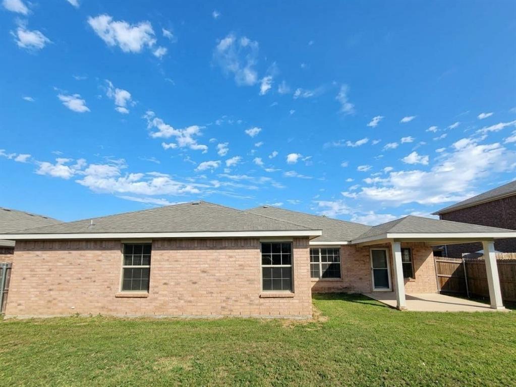 5349 Cameron Drive, Grand Prairie, TX 75052