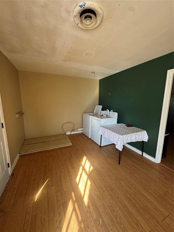1593 Irvin Road Road, Quanah, TX 79252