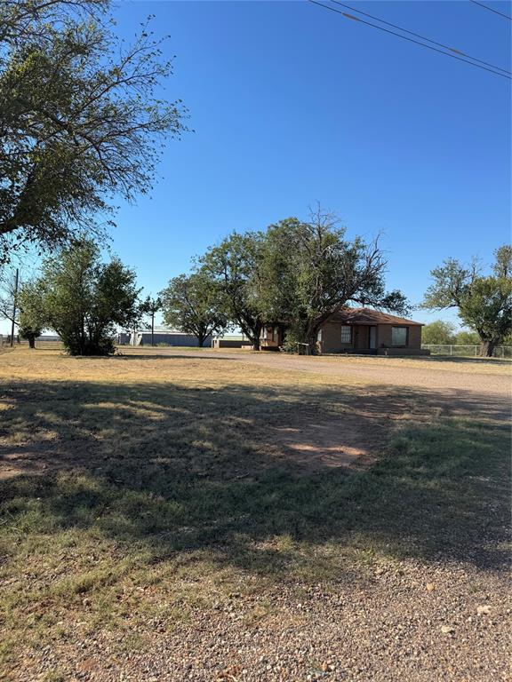1593 Irvin Road Road, Quanah, TX 79252 1593 Irvin Road Road, Quanah, TX 79252