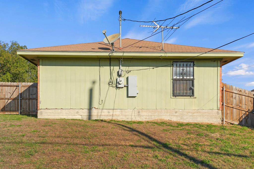 2634 Gooch Street, Dallas, TX 75241