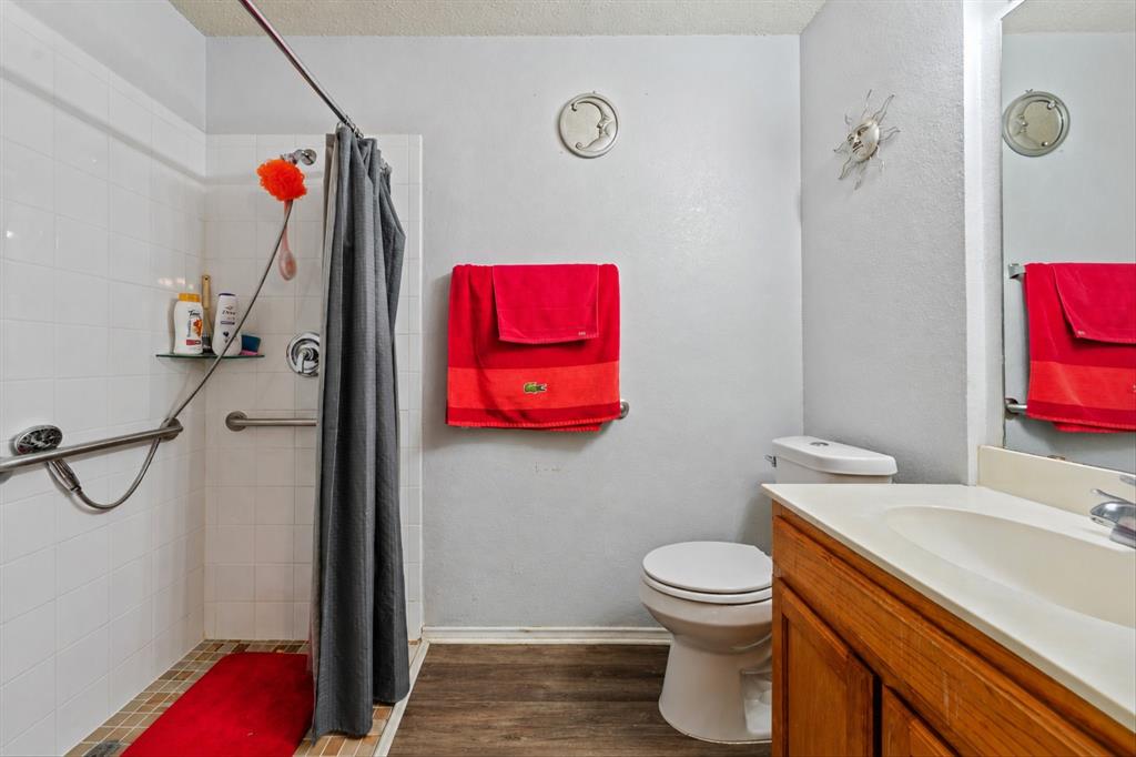 2634 Gooch Street, Dallas, TX 75241