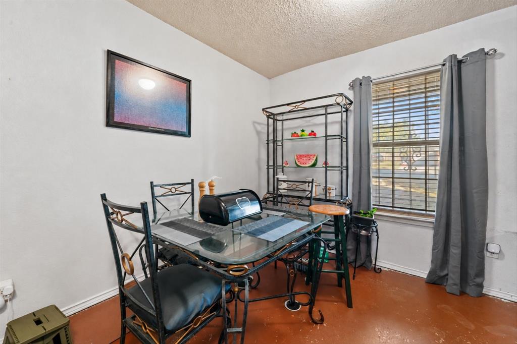 2634 Gooch Street, Dallas, TX 75241