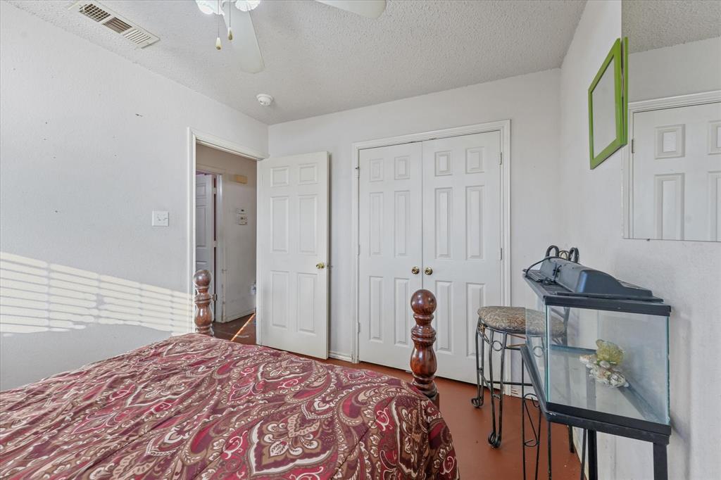 2634 Gooch Street, Dallas, TX 75241