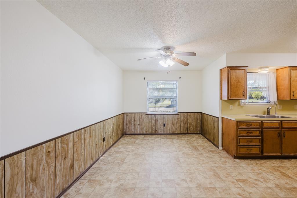 409 Crestwood Drive, Eastland, TX 76448