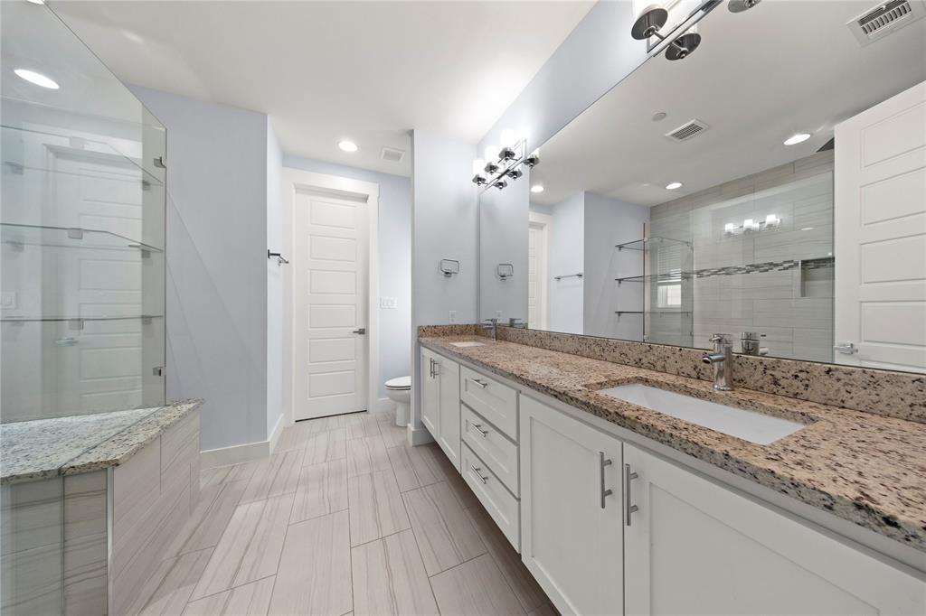 220 Lanyard Drive, Lewisville, TX 75057