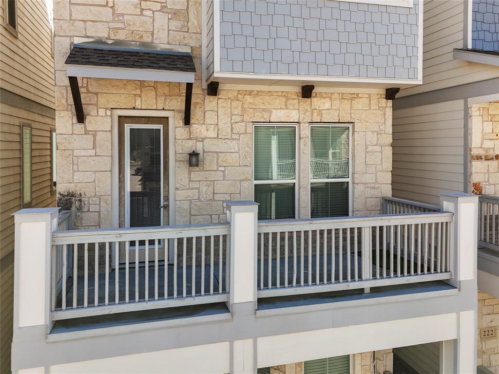 220 Lanyard Drive, Lewisville, TX 75057