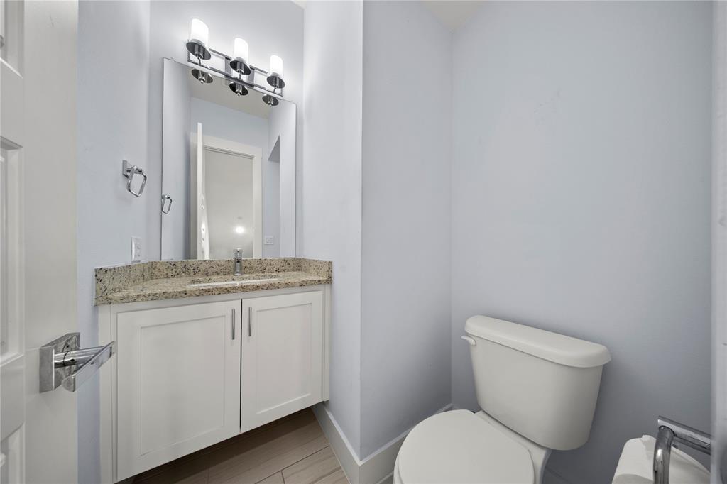 220 Lanyard Drive, Lewisville, TX 75057