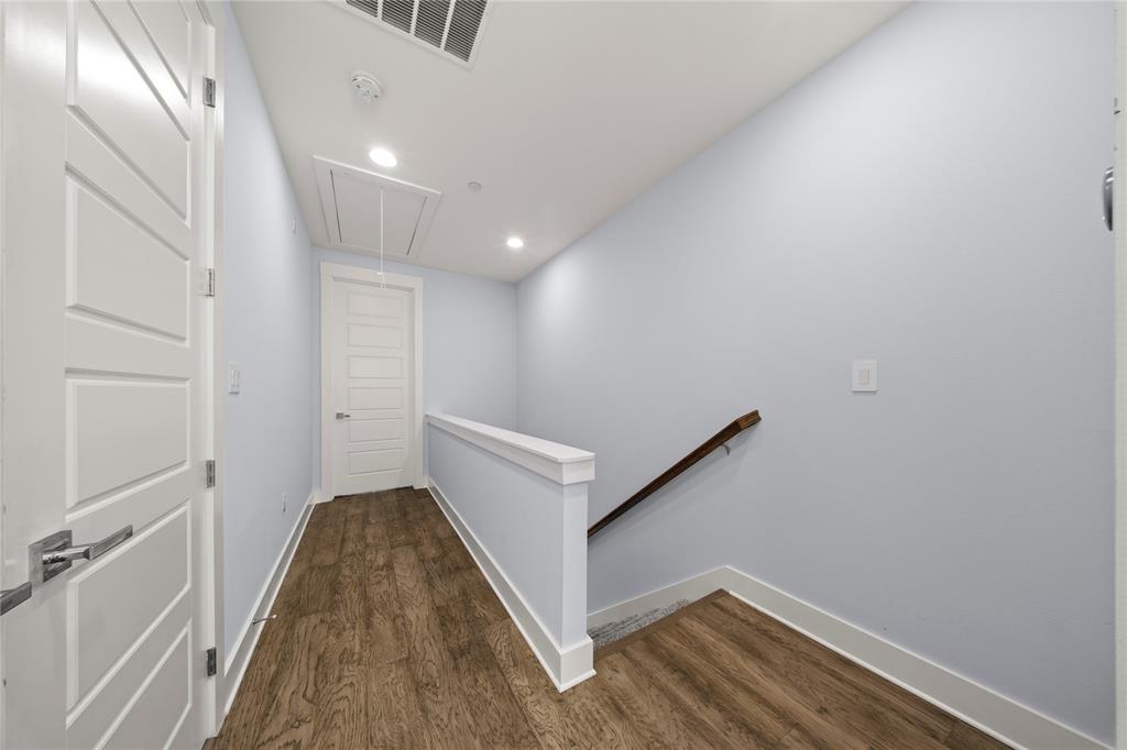 220 Lanyard Drive, Lewisville, TX 75057