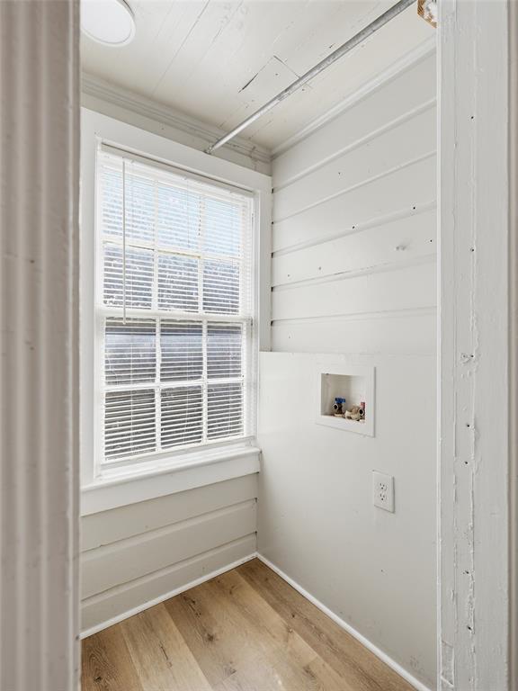 425 Marshalldell Avenue, Dallas, TX 75211