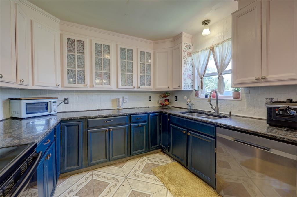 Electric range and dishwasher