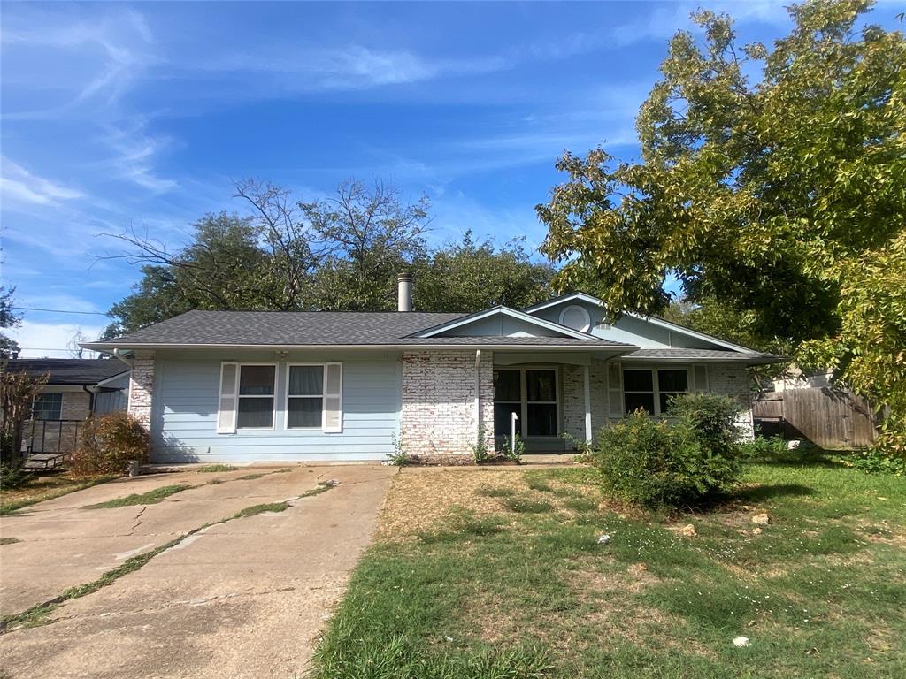 2721 Ridgewood Street, Irving, TX 75062