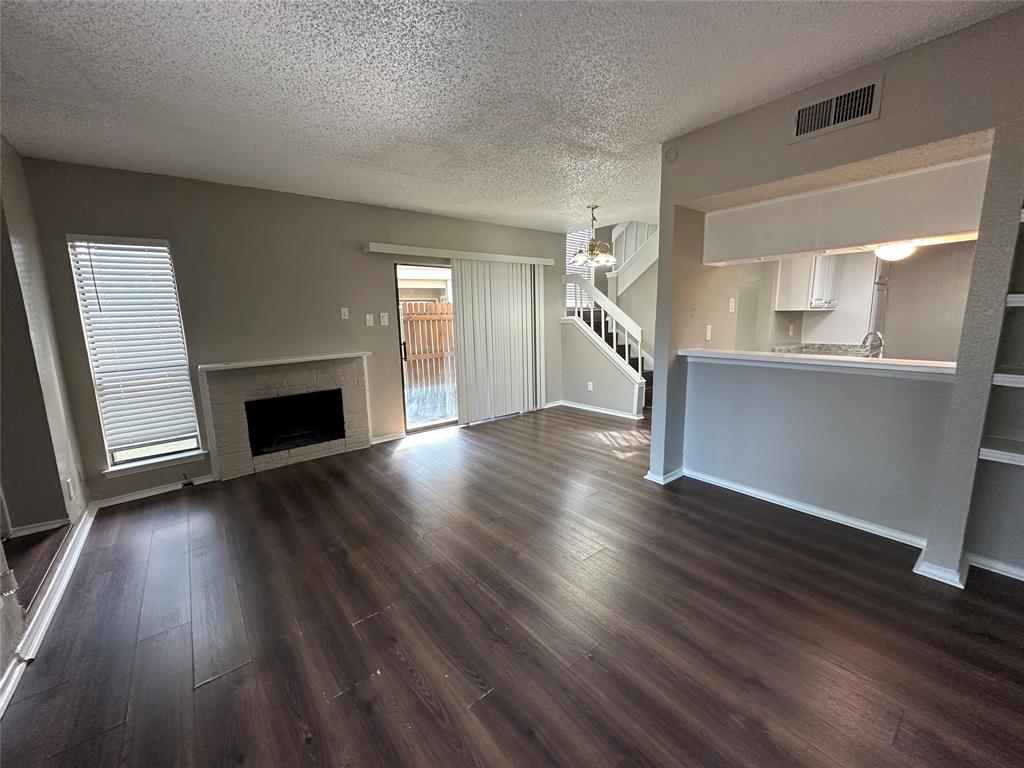 2119 Park Willow Lane, #B, Arlington, TX 76011