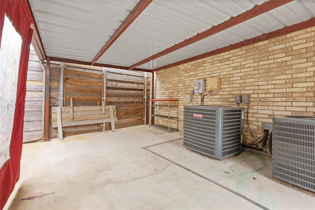 5914 Ambassador Lane, Rowlett, TX 75089