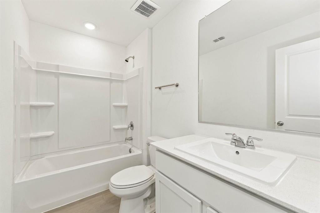 213 Poplar Place, Wilmer, TX 75172