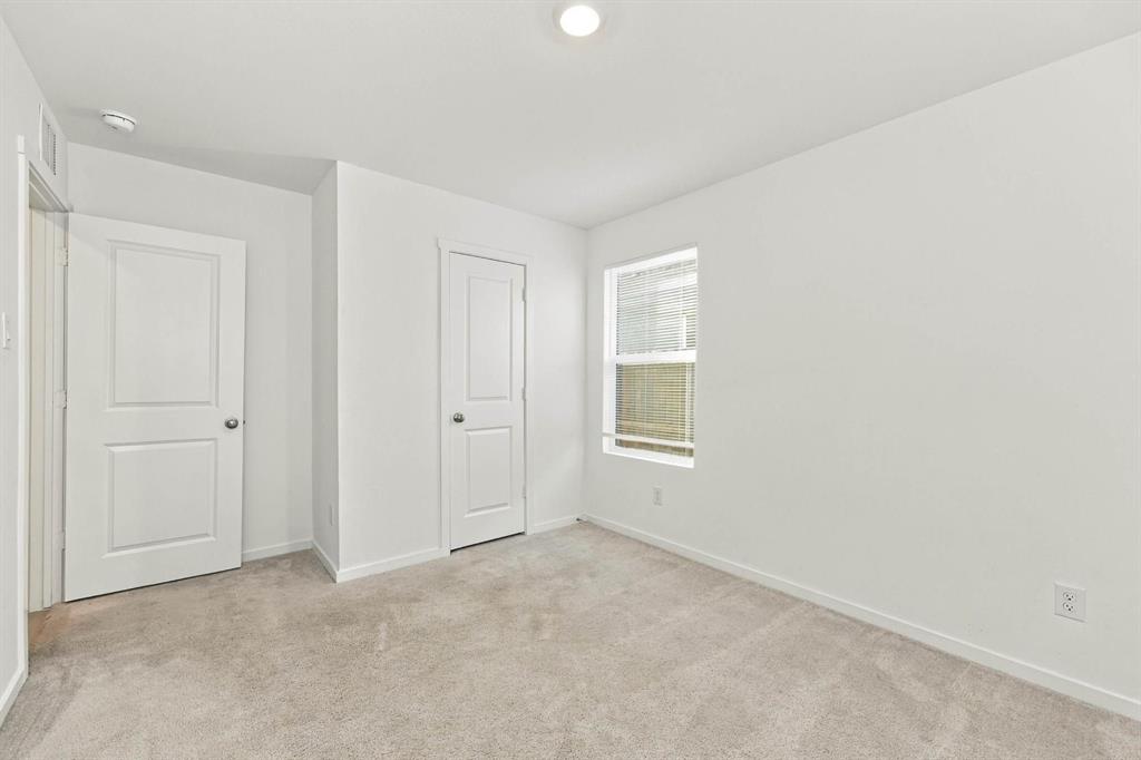 213 Poplar Place, Wilmer, TX 75172