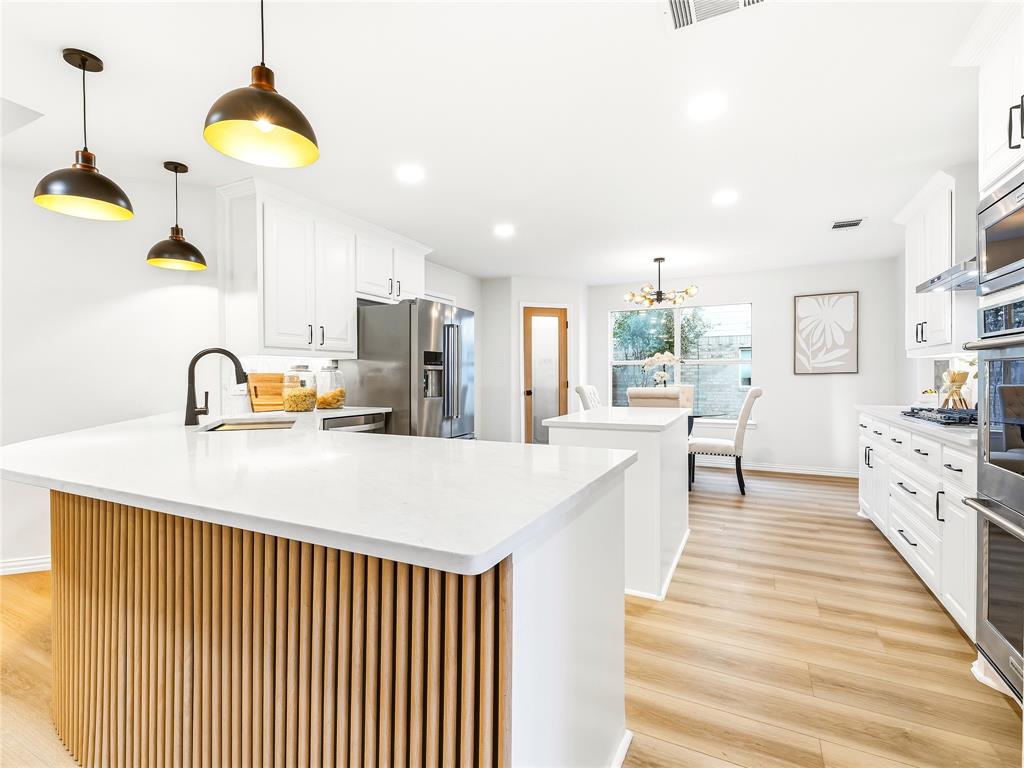723 Hollow Ridge Drive, Allen, TX 75002