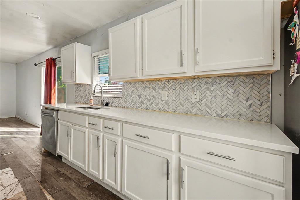 8713 Willowbrook Drive, Rowlett, TX 75088