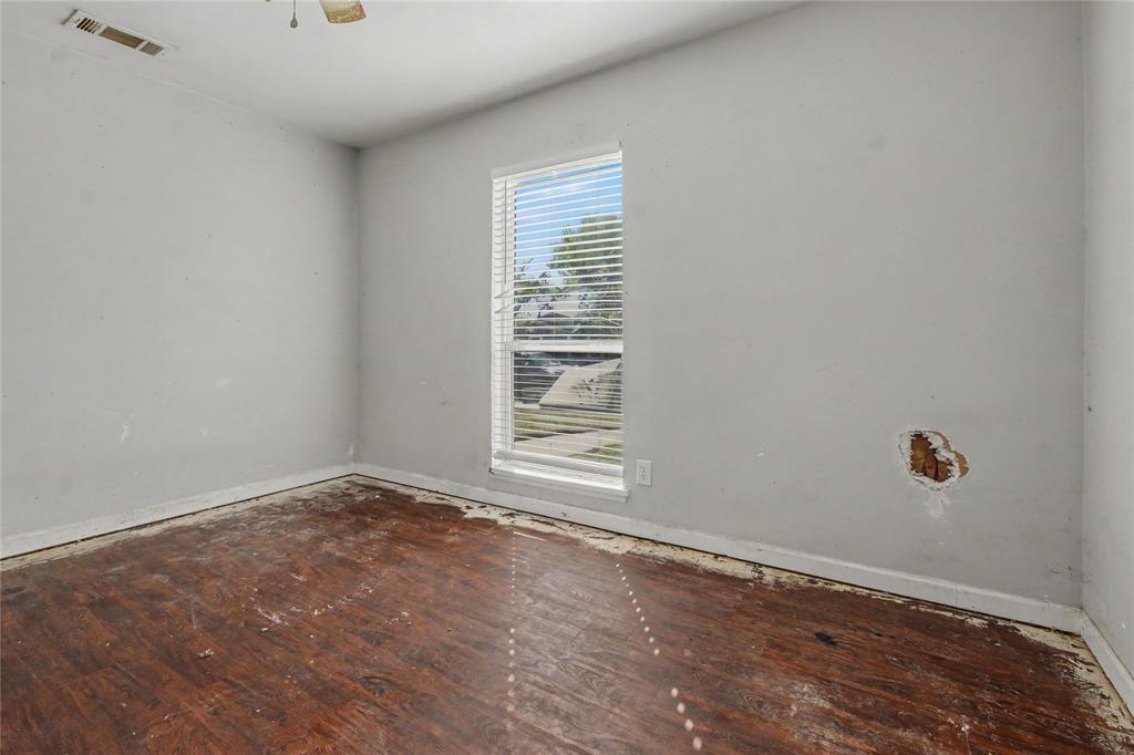 8713 Willowbrook Drive, Rowlett, TX 75088