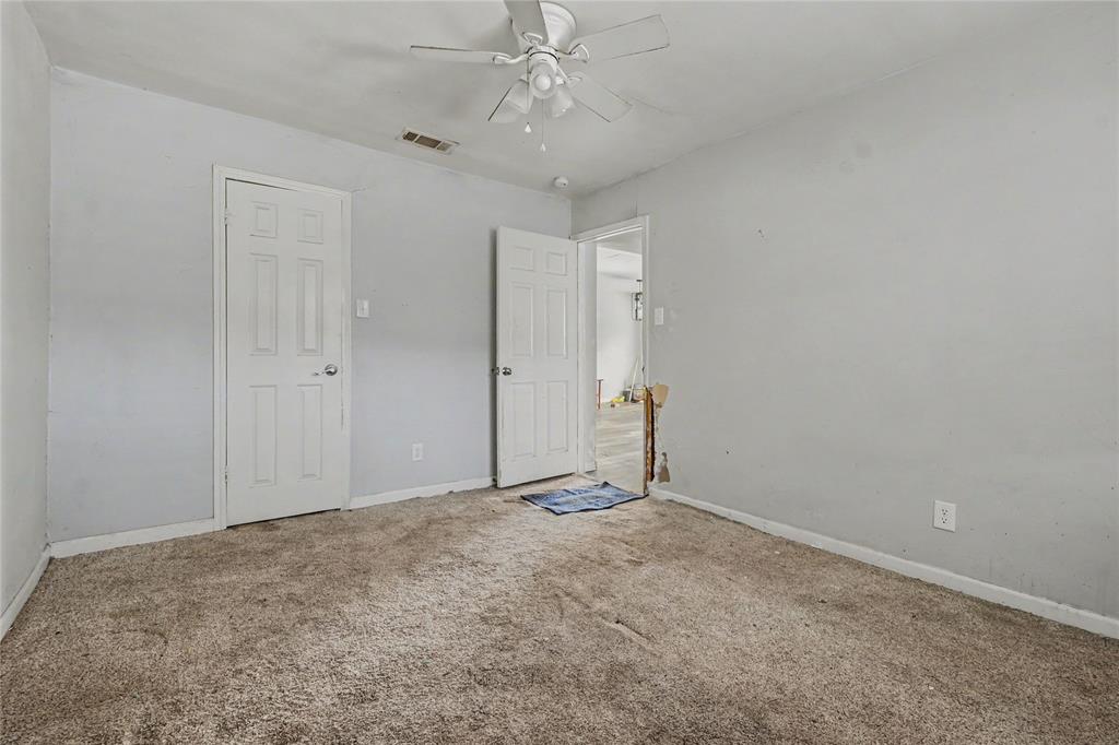 8713 Willowbrook Drive, Rowlett, TX 75088