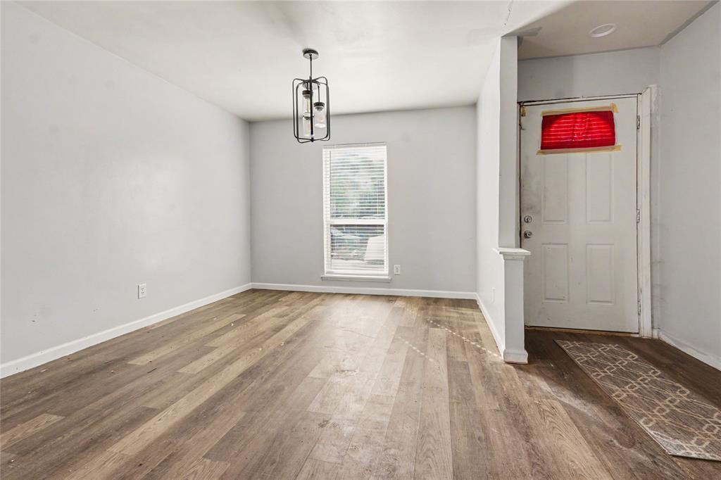 8713 Willowbrook Drive, Rowlett, TX 75088