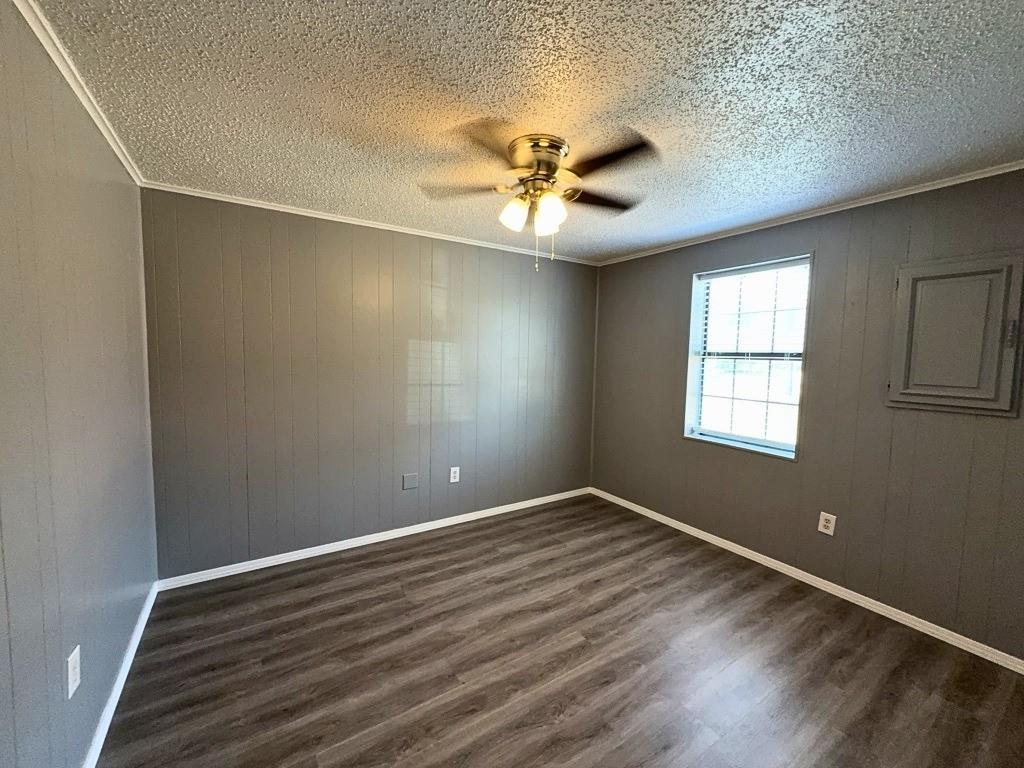1601 Voirin Road, Irving, TX 75061