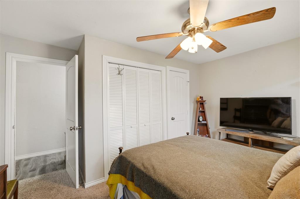 2551 Grafton Avenue, Dallas, TX 75211