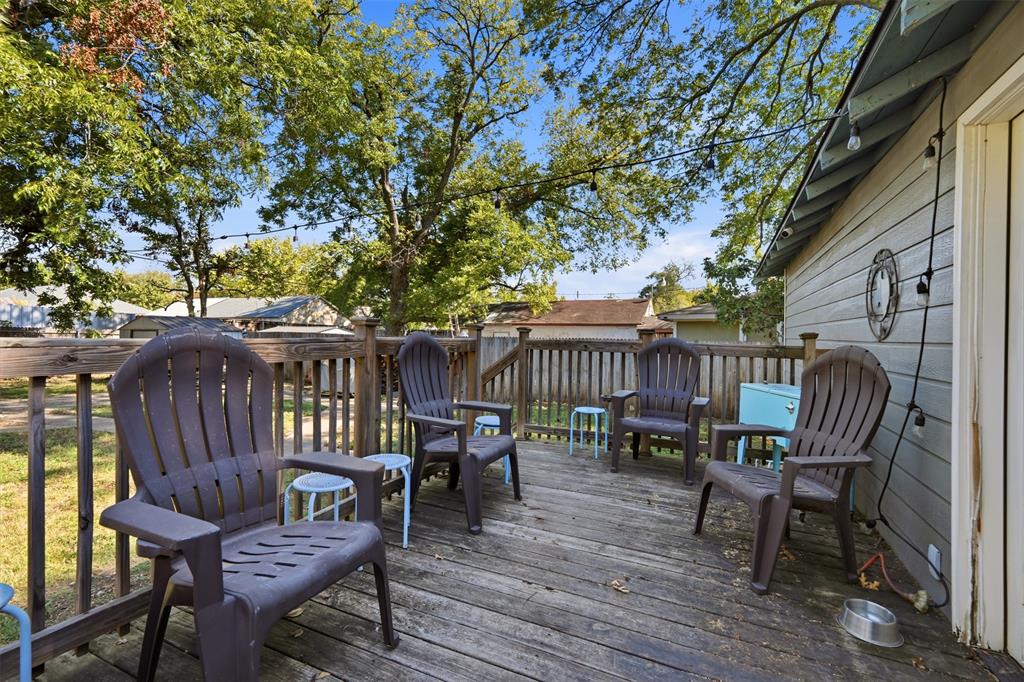 2551 Grafton Avenue, Dallas, TX 75211