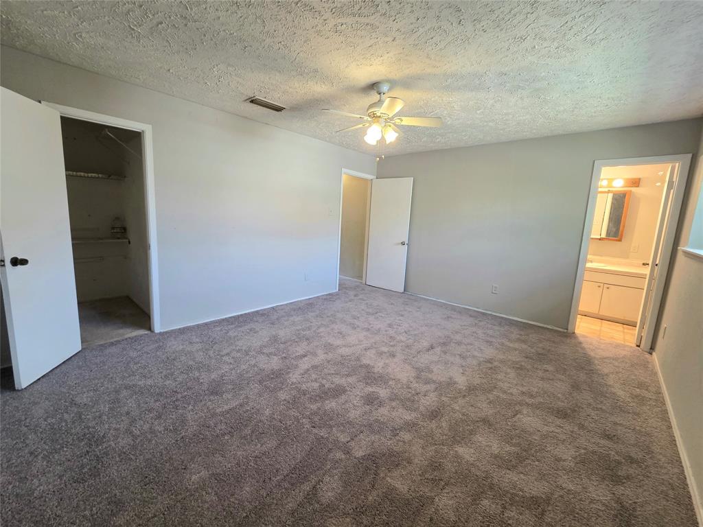 99 W Mountain Creek Drive, Grand Prairie, TX 75052