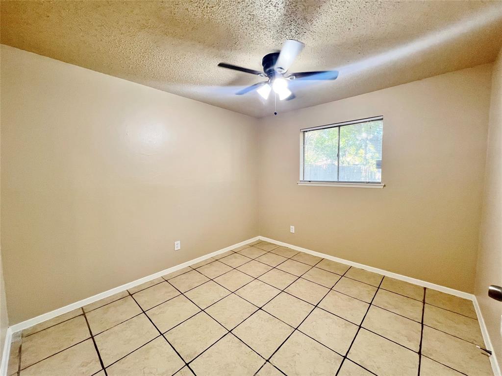 219 Rockaway Drive, Duncanville, TX 75116