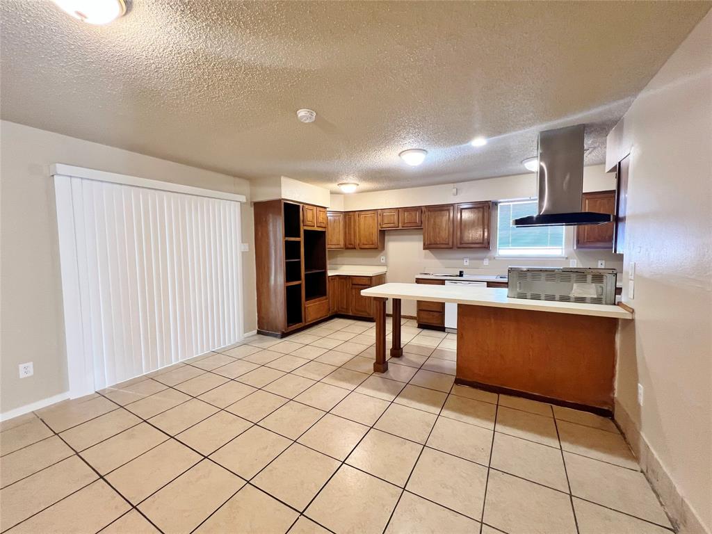 219 Rockaway Drive, Duncanville, TX 75116