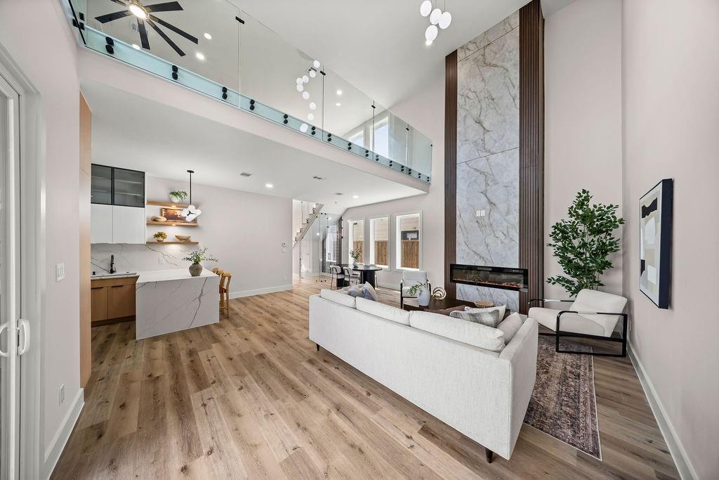 1921 Morris Street, Dallas, TX 75212